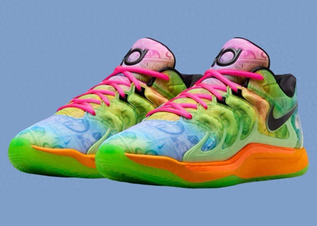 星”配色释出以醒目的渐变鞋面脱颖而出球王会平台Nike KD 17“全明